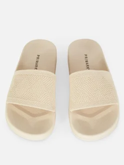 Badesandalen Mit Häkelriemen