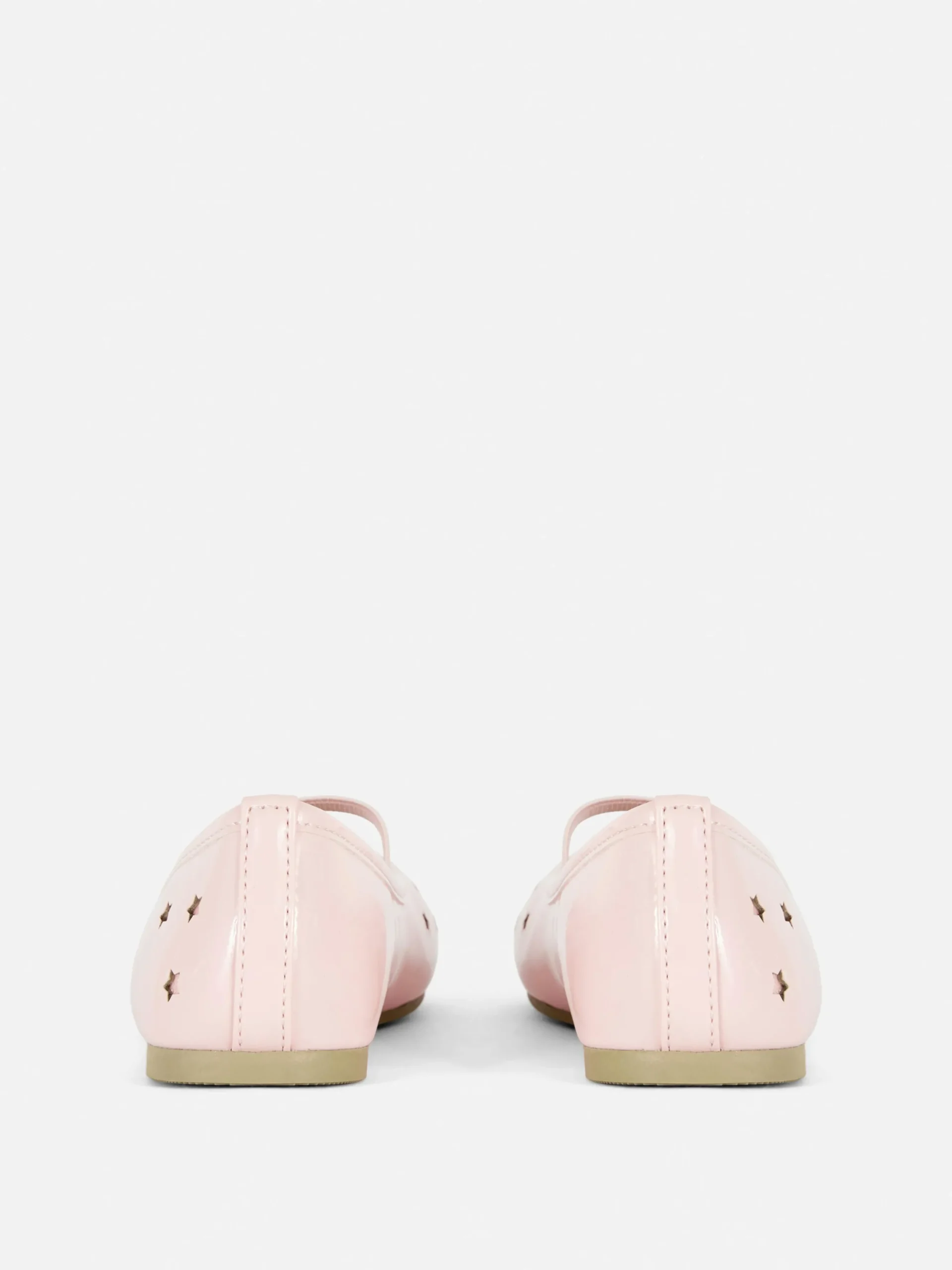 Ballerinas Mit Laser-Cuts In Sternenform