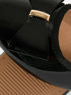 Ballerinas Mit Schleife In Lackoptik