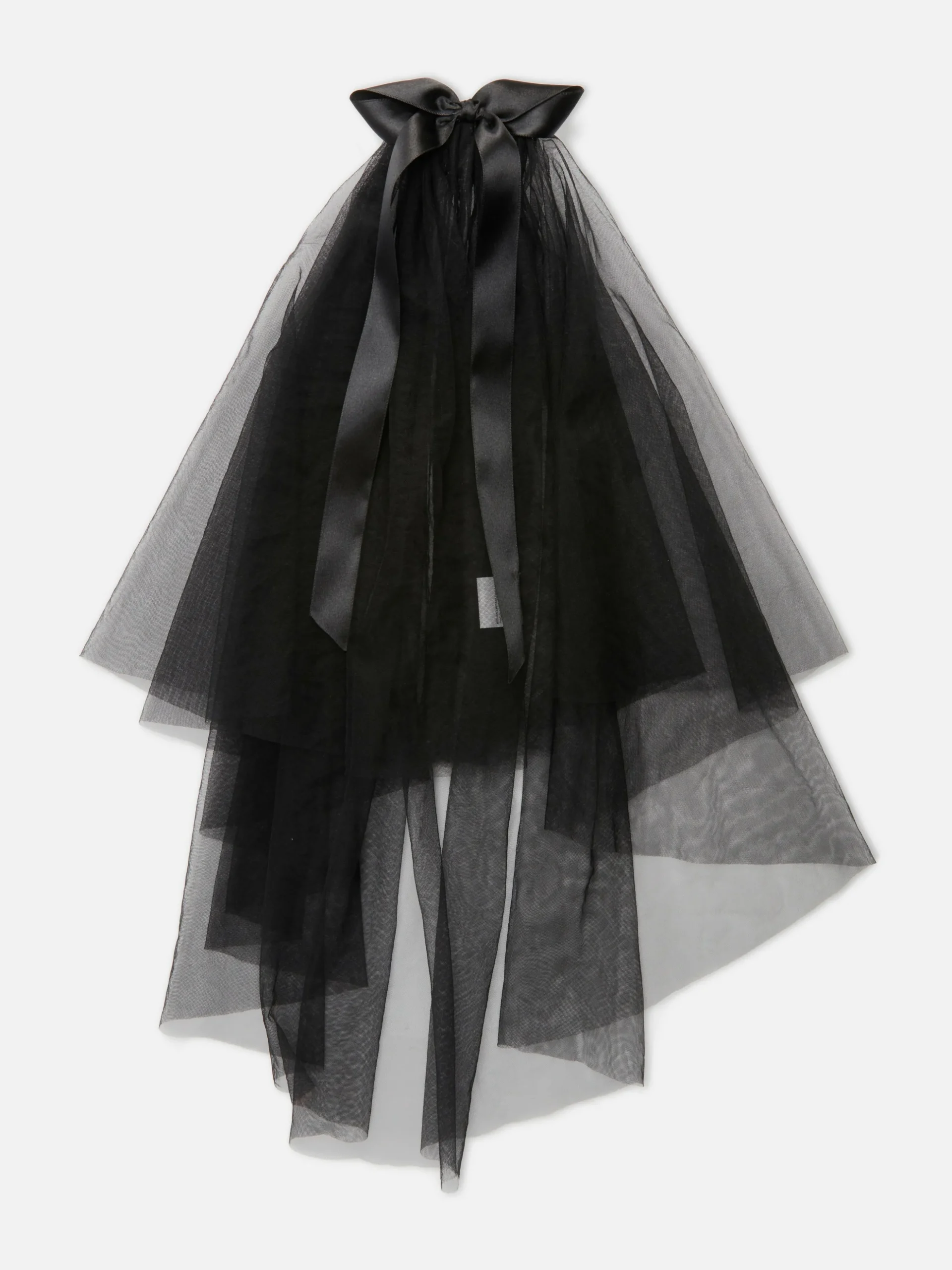 „Beetlejuice X Colleen Atwood“ Tüllschleier