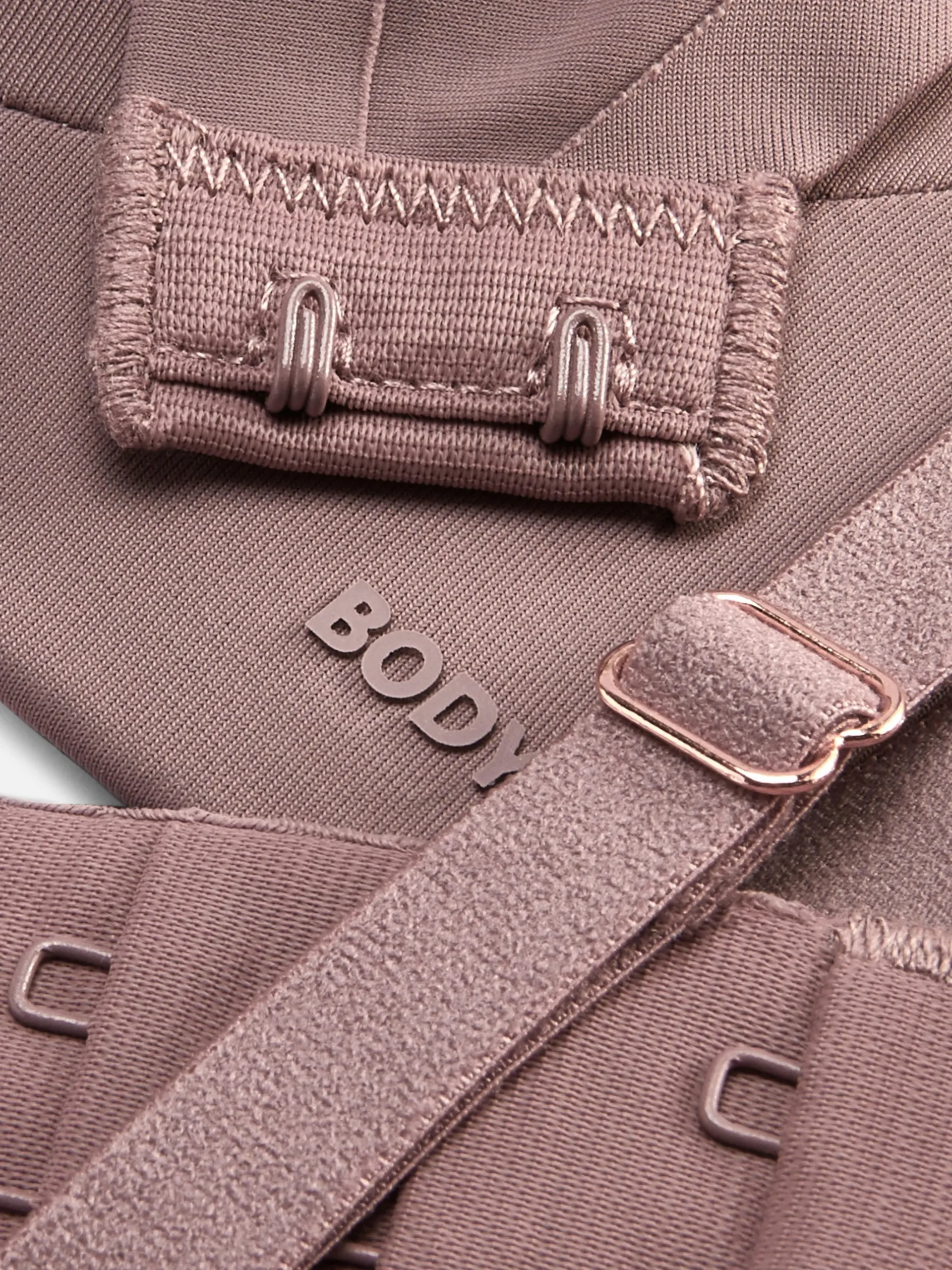 Bügelloser BH, A–D