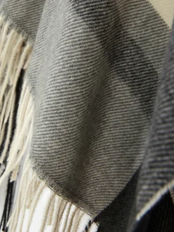 Cape-Schal Mit Karomuster