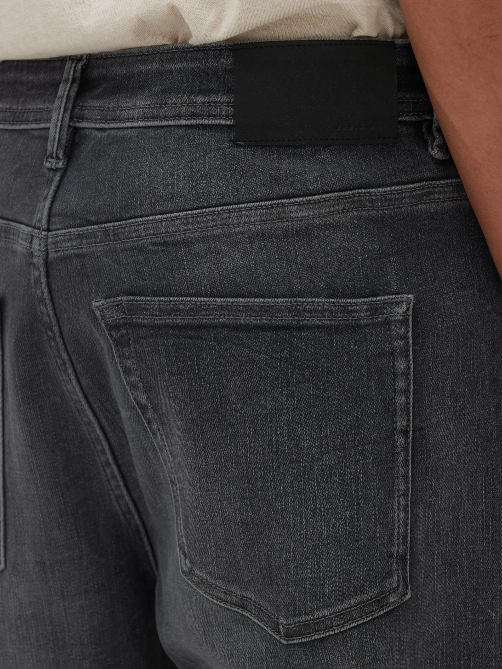 Denim-Jeans Mit Geradem Bein