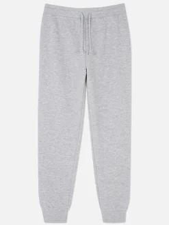 Eng Geschnittene Jogginghose