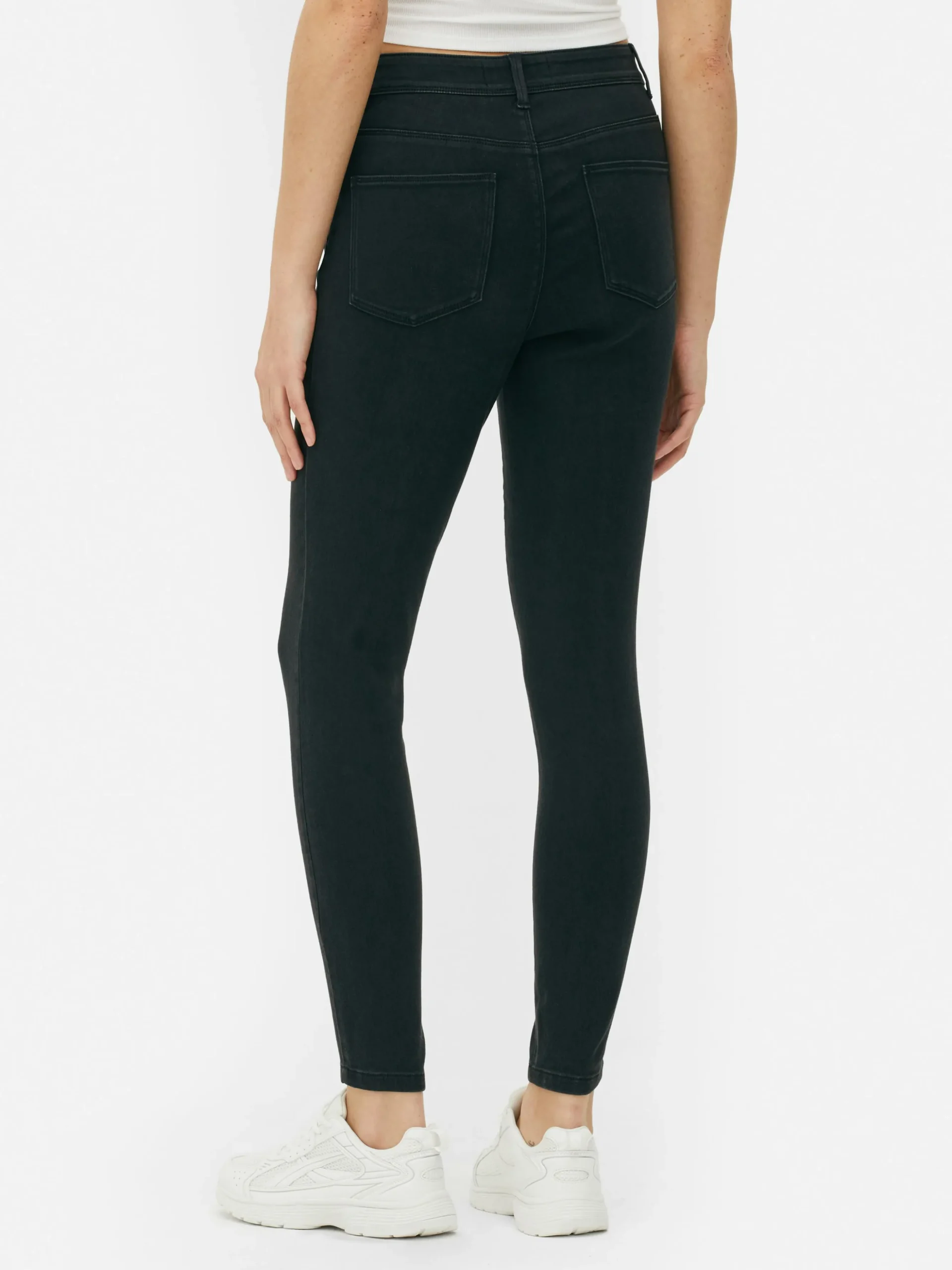 Essential Skinny-Jeans Mit Mittelhohem Bund
