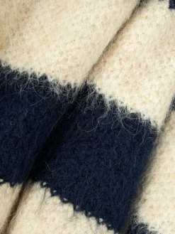 Flauschiger „Rita Ora“ Strickpullover Mit Streifen