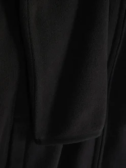 Fleecejacke Mit Trichterkragen Und Reißverschluss