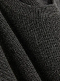 Gerippter Pullover Mit Rundhalsausschnitt