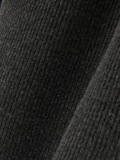 Gerippter Pullover Mit Rundhalsausschnitt