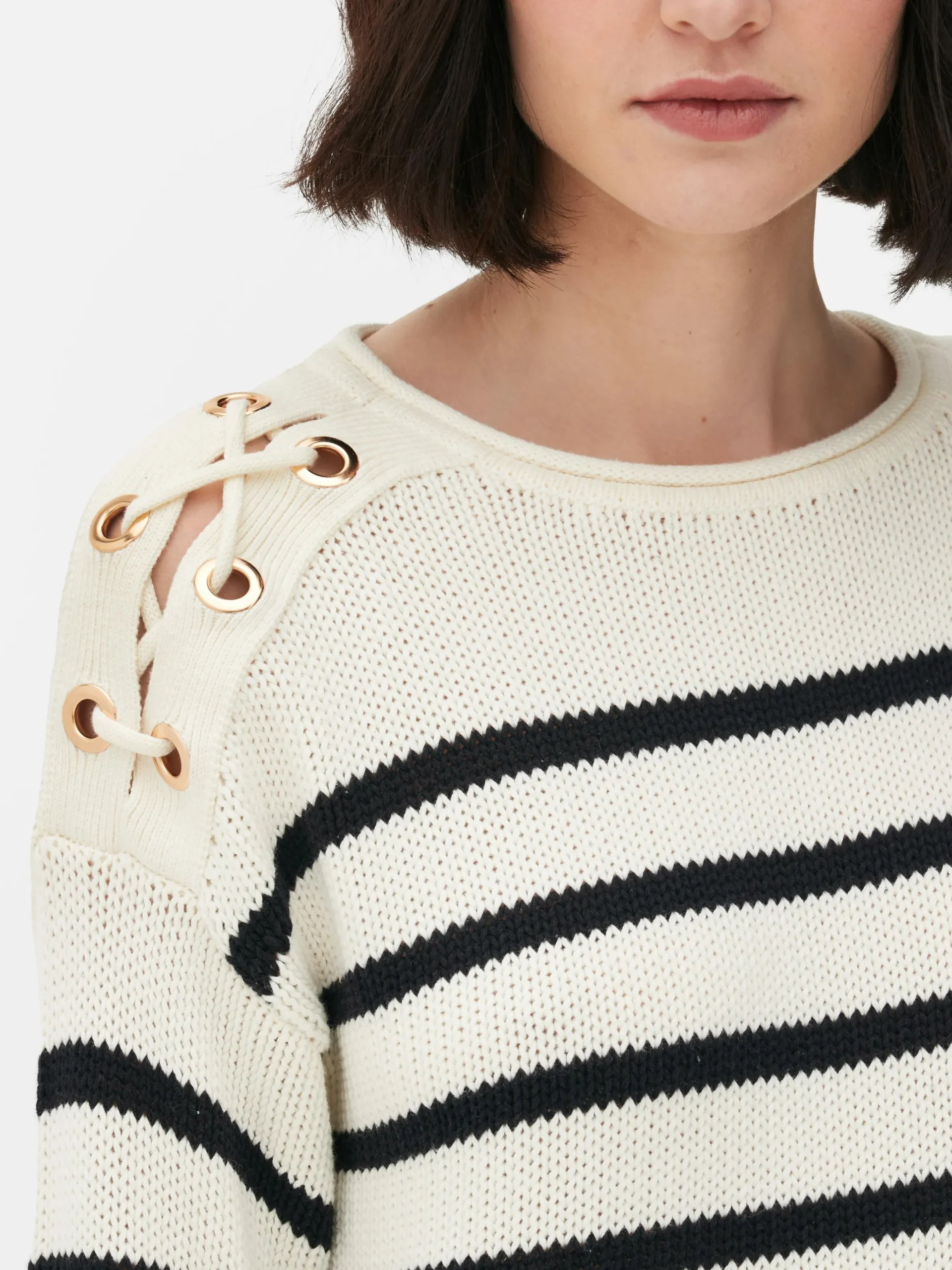 Gestreifter Pullover Mit Schnürung Im Schulterbereich