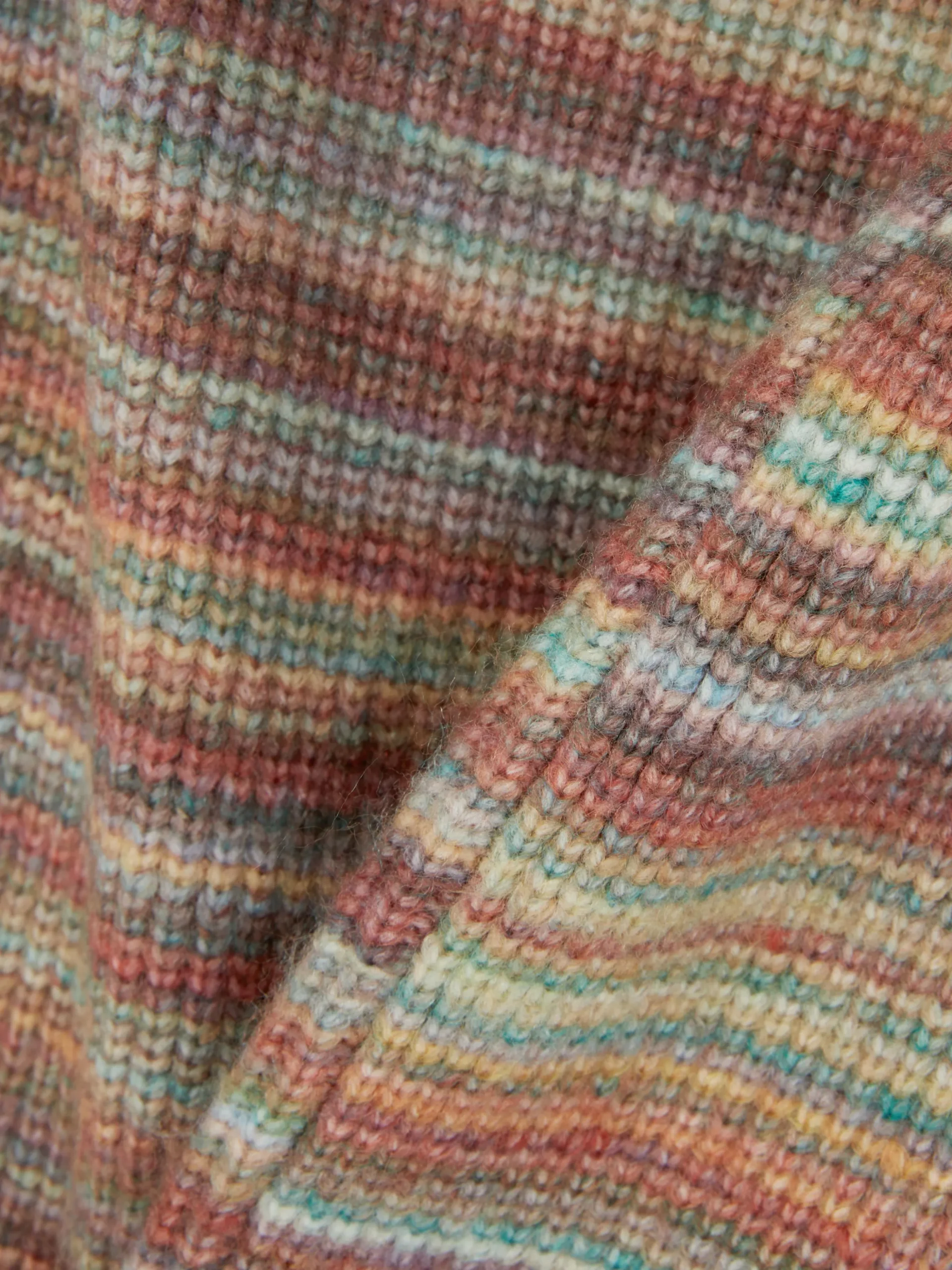 Gestreifter „Rita Ora“ Strick-Midirock Zum Kombinieren