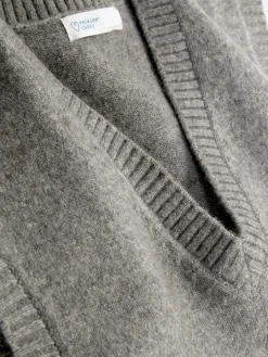 Gestricktes Tanktop Mit V-Ausschnitt