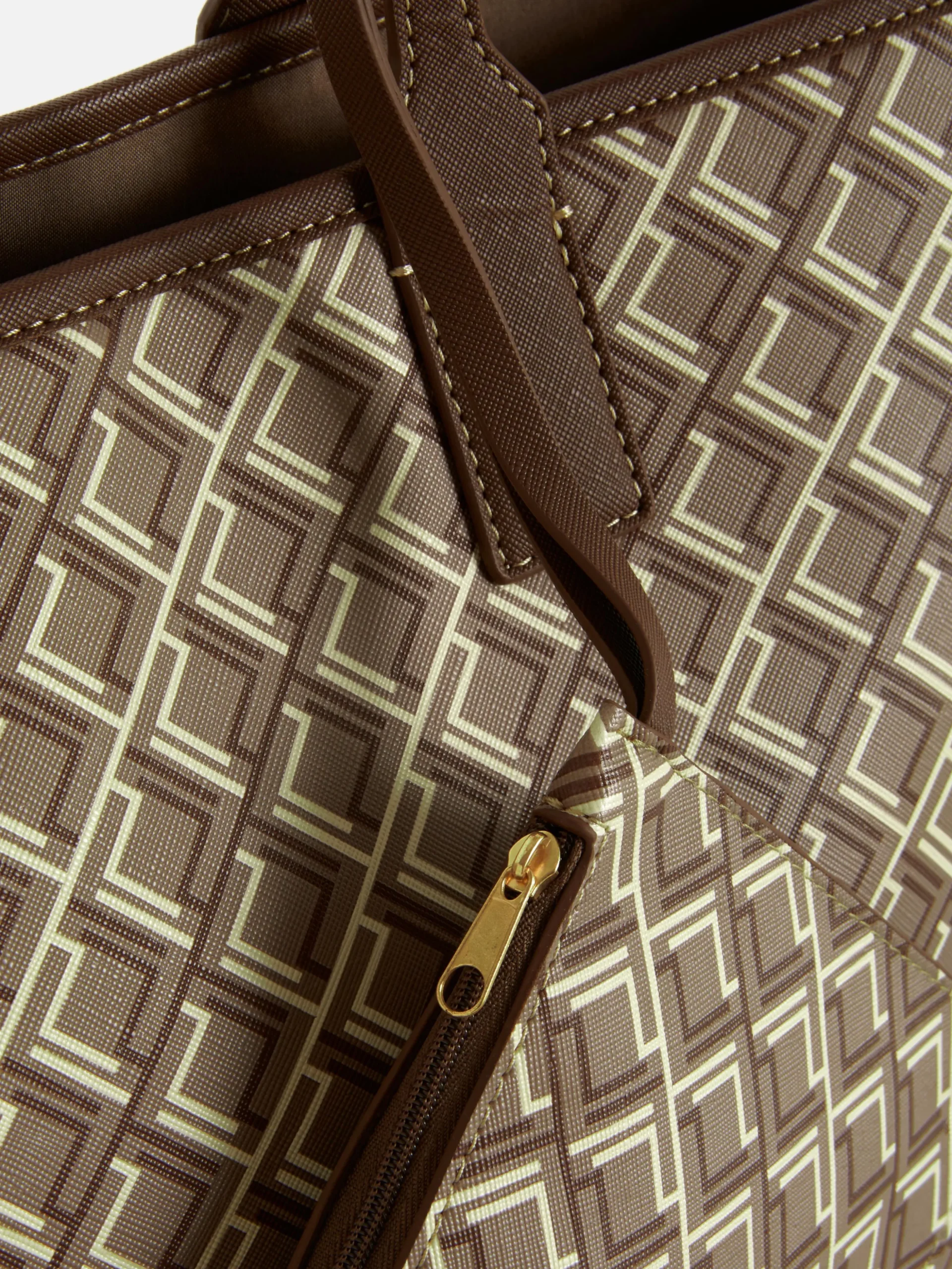 Große Tragetasche Mit Monogramm