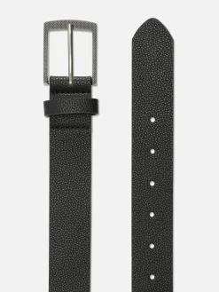 Gürtel Aus Genarbtem Kunstleder