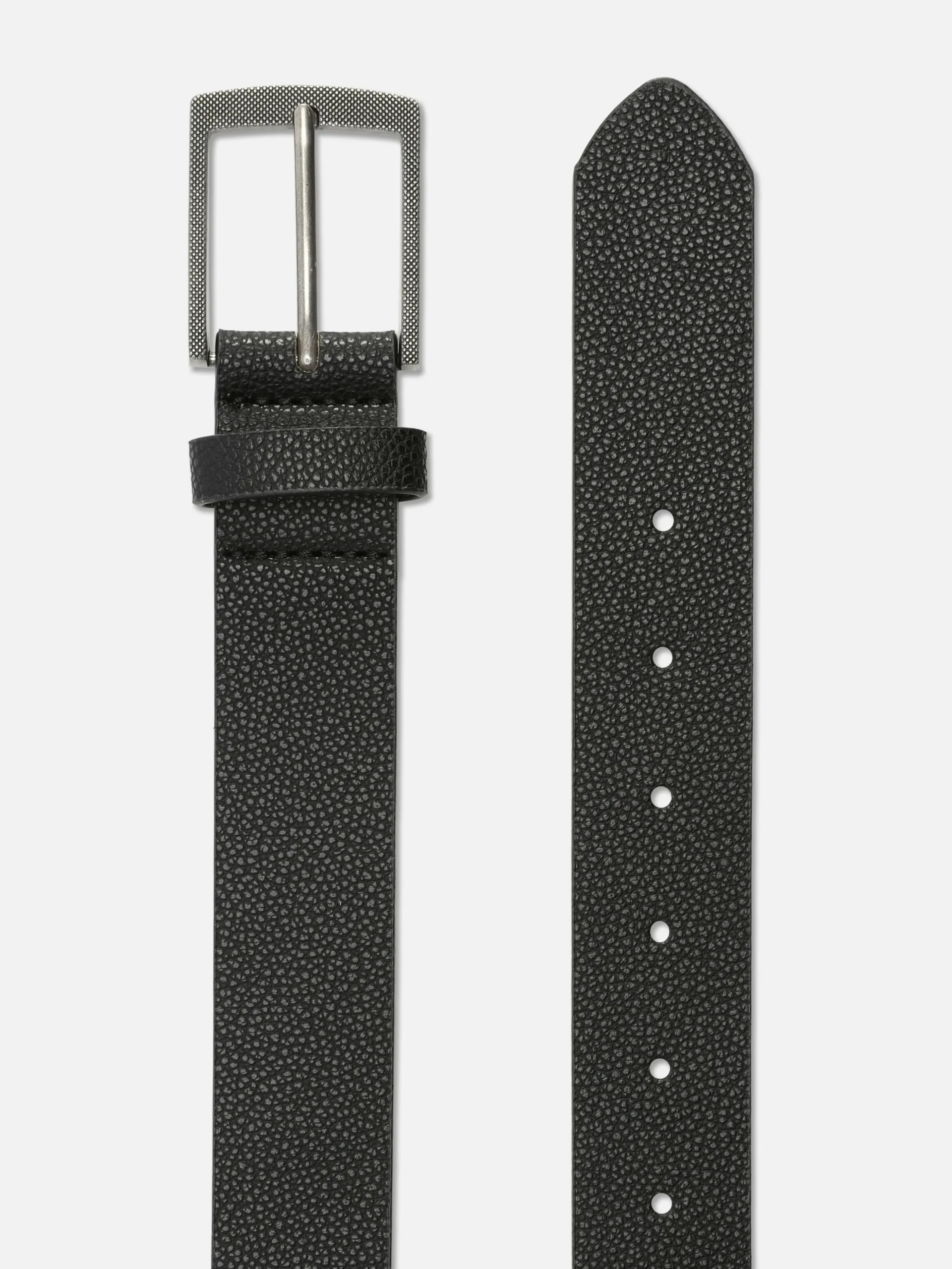 Gürtel Aus Genarbtem Kunstleder