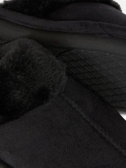 Hausschuhe In Wildleder-Optik