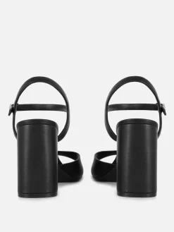 Heels Mit Riemchen In Weiter Passform