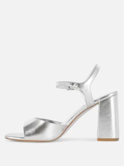 Heels Mit Riemchen In Weiter Passform