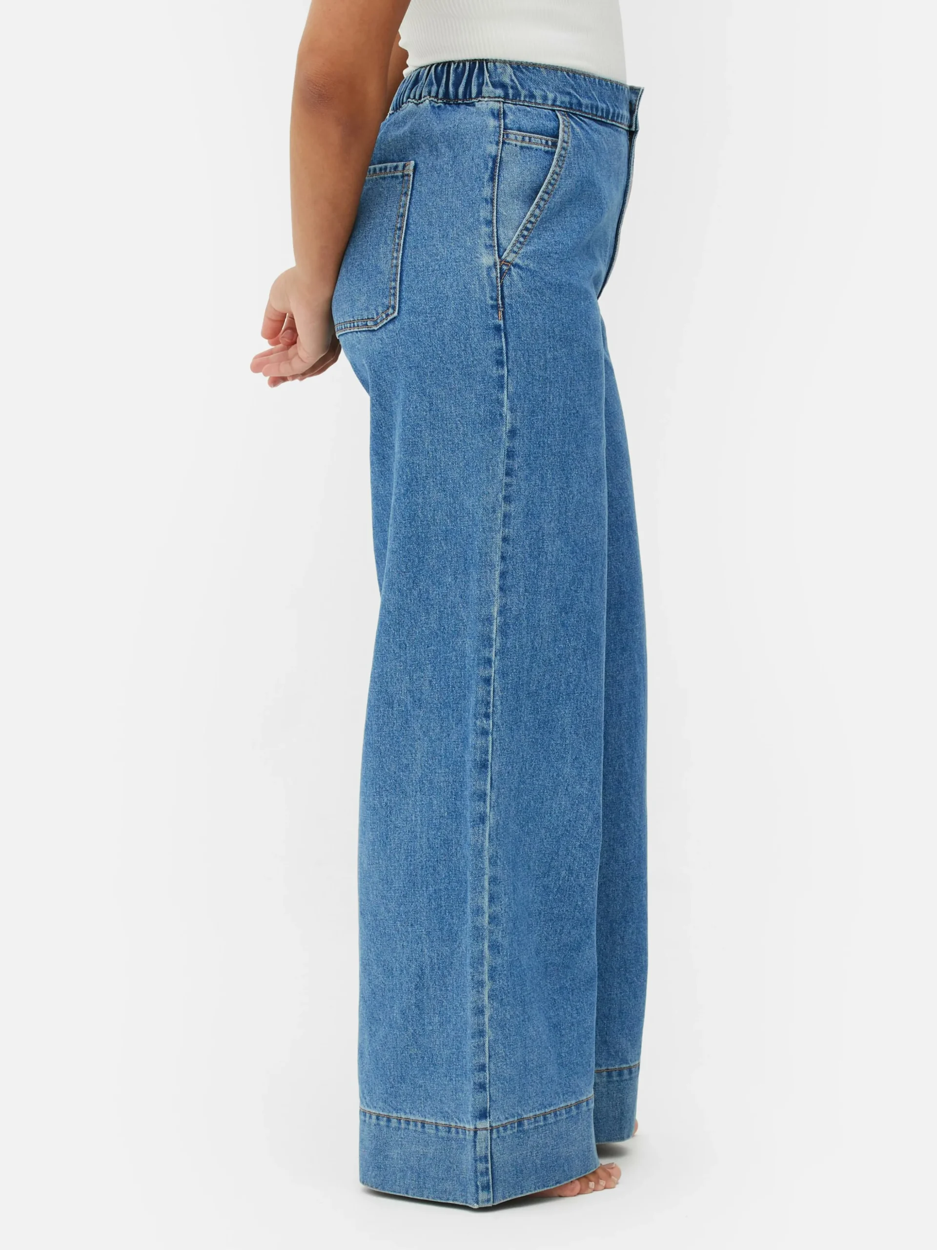 Jeans Mit Weitem Bein Und Elastikbund