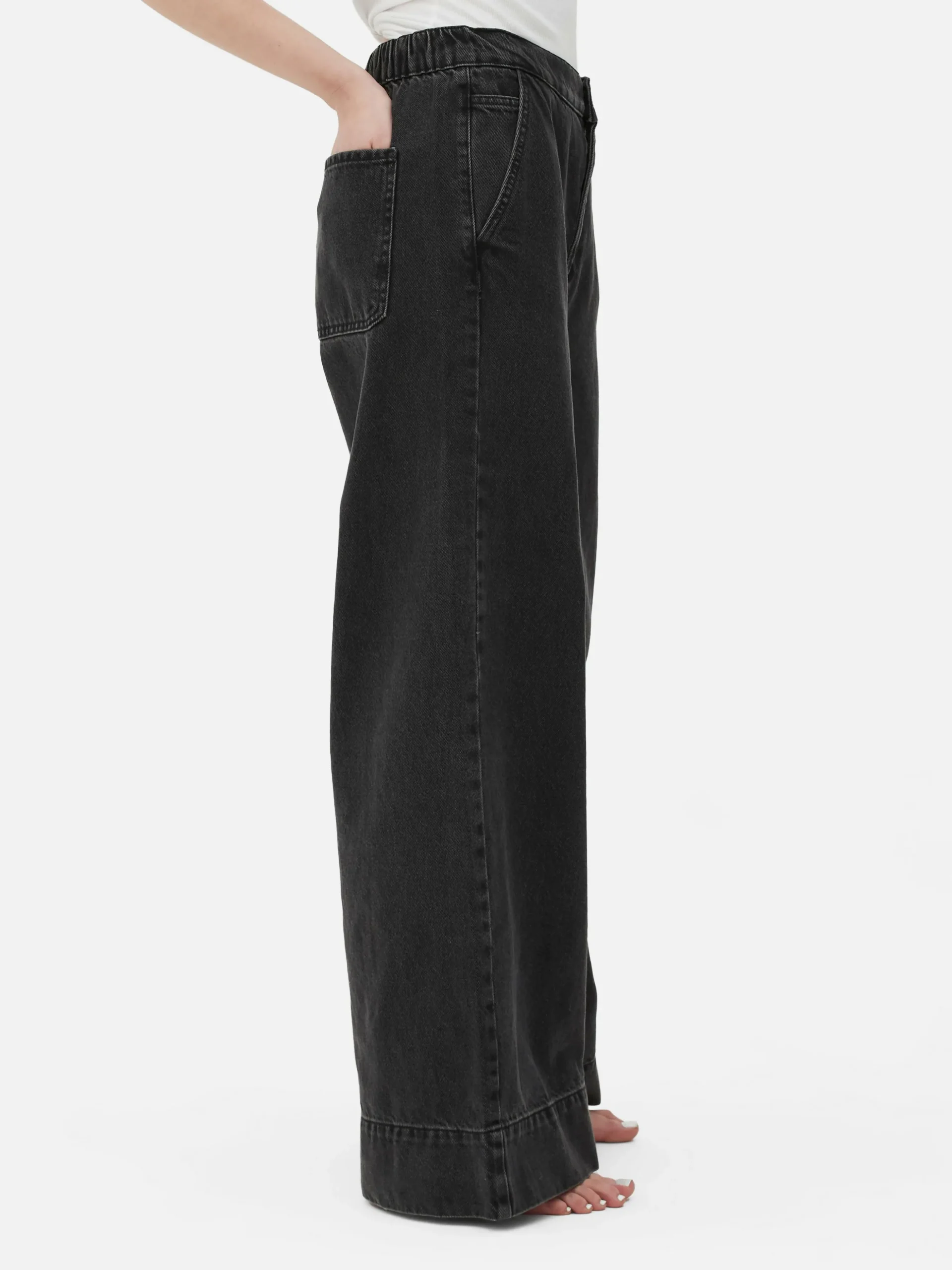 Jeans Mit Weitem Bein Und Elastikbund