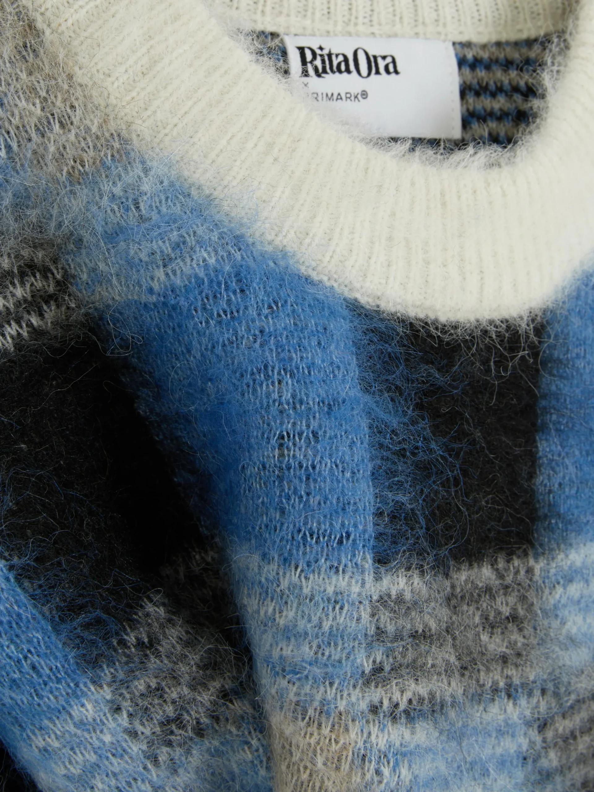 Karierter „Rita Ora“ Pullover Aus Gebürstetem Stoff