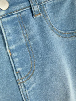 Klassische Denim-Jeans