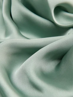 Klassisches Satin-Halstuch