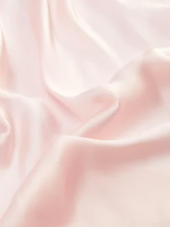 Klassisches Satin-Halstuch