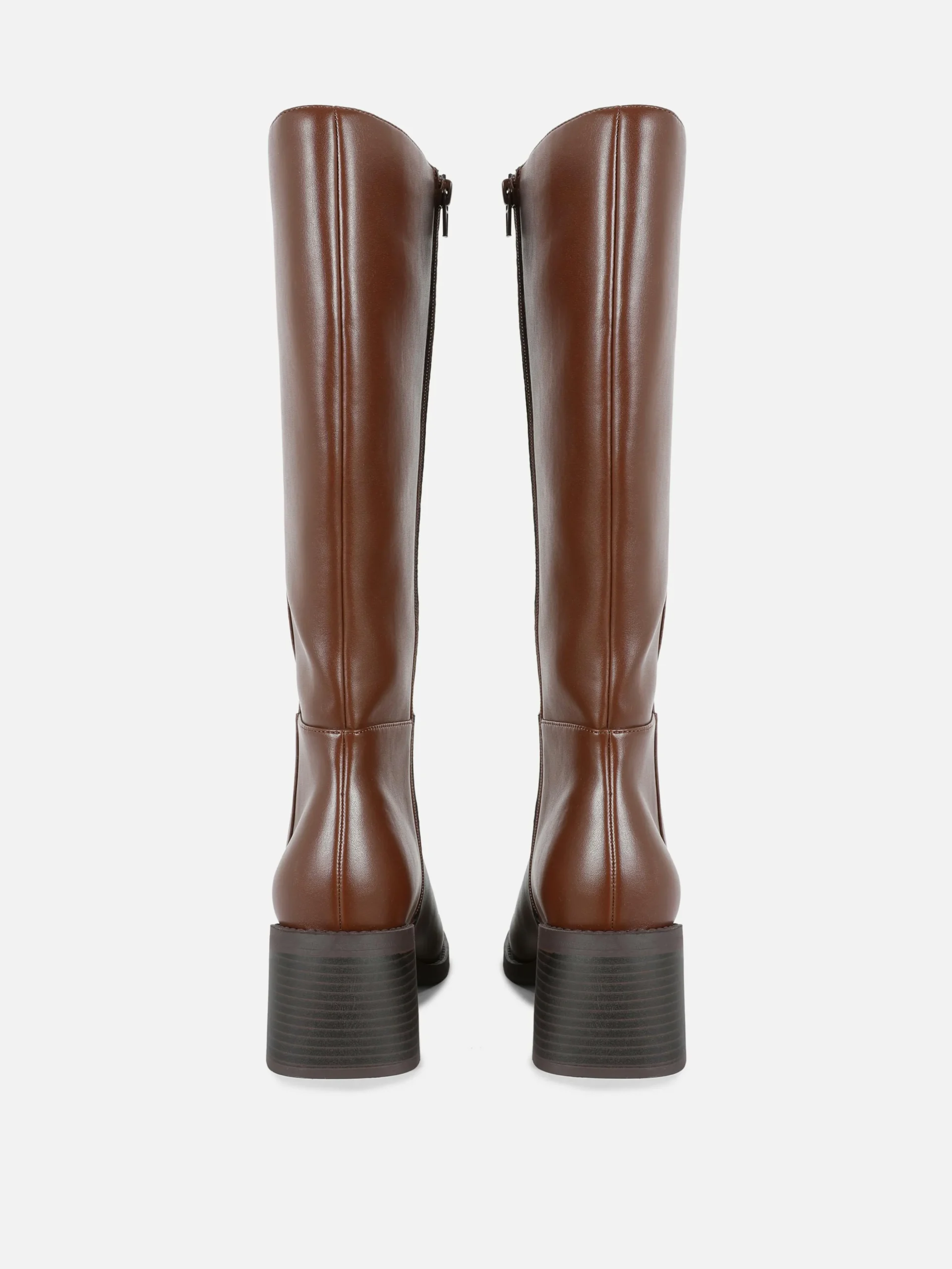 Kniehohe Stiefel Mit Absatz