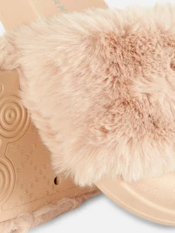 Kunstfell-Badesandalen