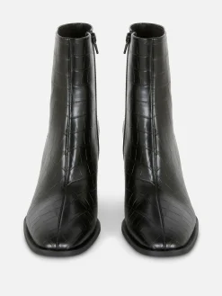 Kunstlederstiefel In Kroko-Optik Mit Absatz