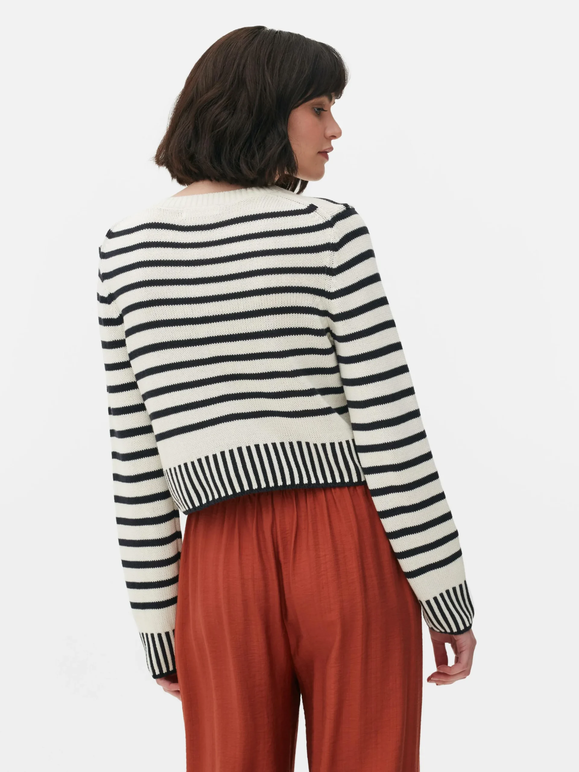 Kurzer Cardigan Mit Streifen