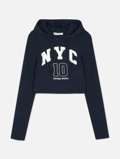 Kurzes Top Mit Kapuze Und Grafik