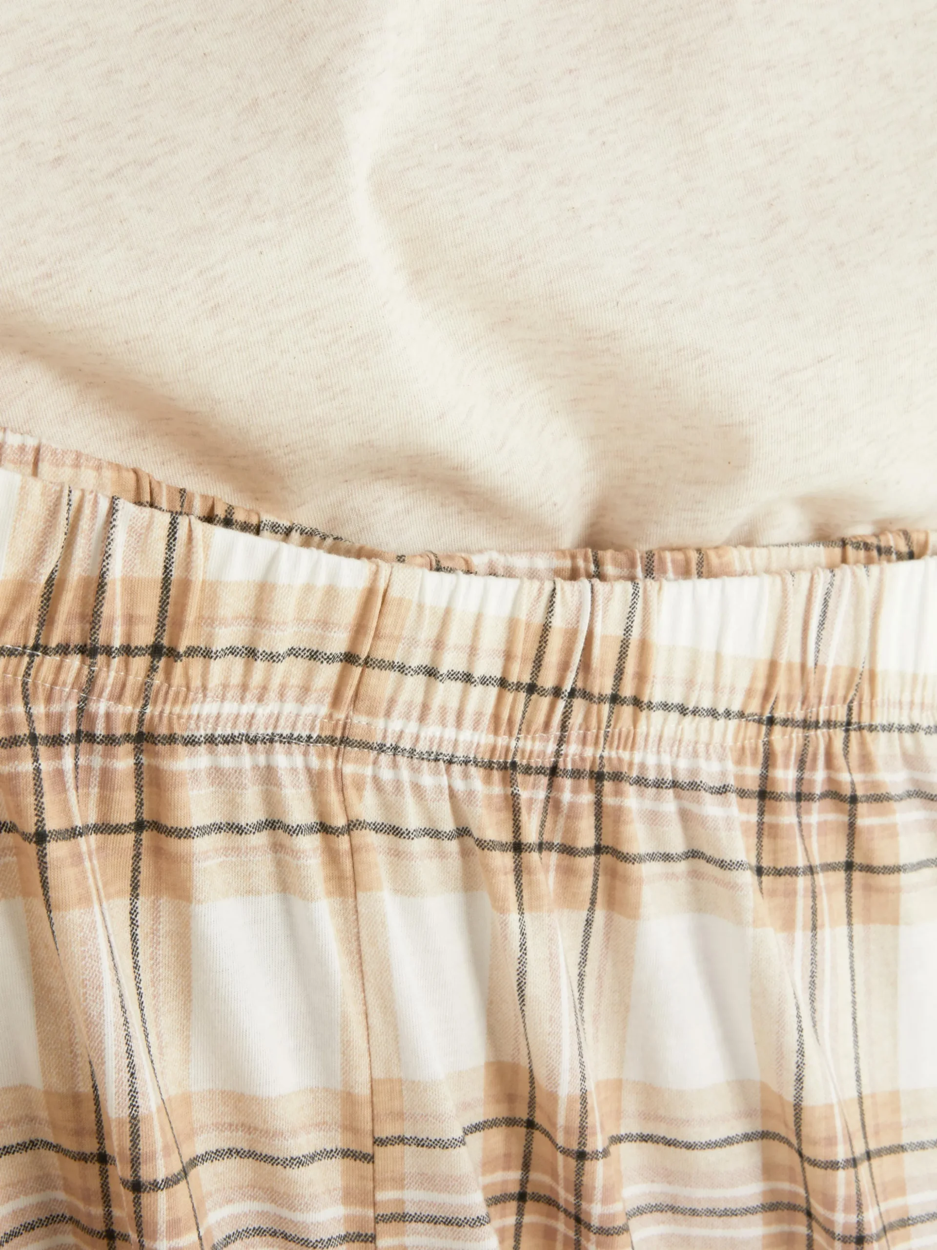 Kurzärmeliger Schlafanzug Mit Schottenkaros