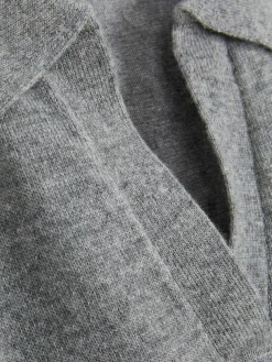 Kurzärmeliges Feinstricktop Mit Kragen