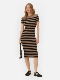 Kurzärmeliges Midi-Pulloverkleid