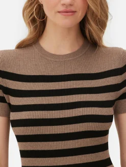 Kurzärmeliges Midi-Pulloverkleid