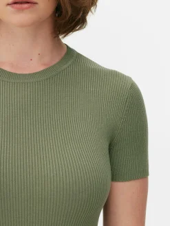 Kurzärmeliges Midi-Pulloverkleid