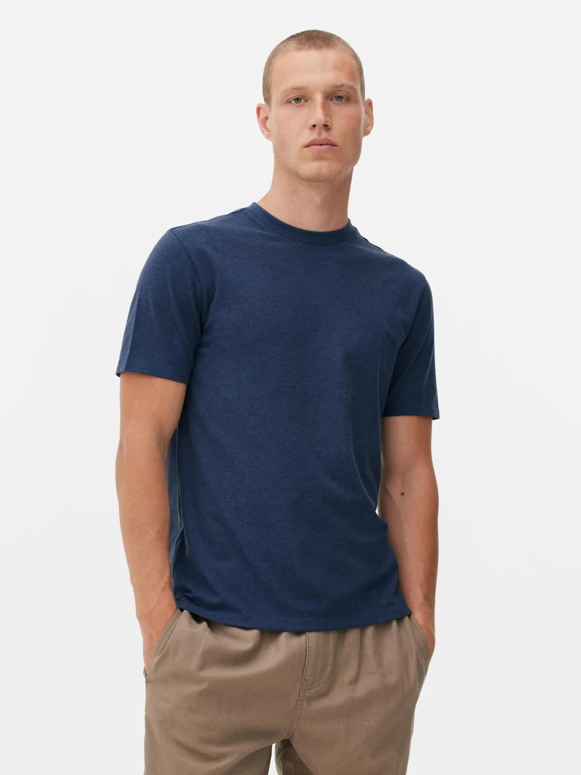 Kurzärmeliges Slim-Fit-T-Shirt