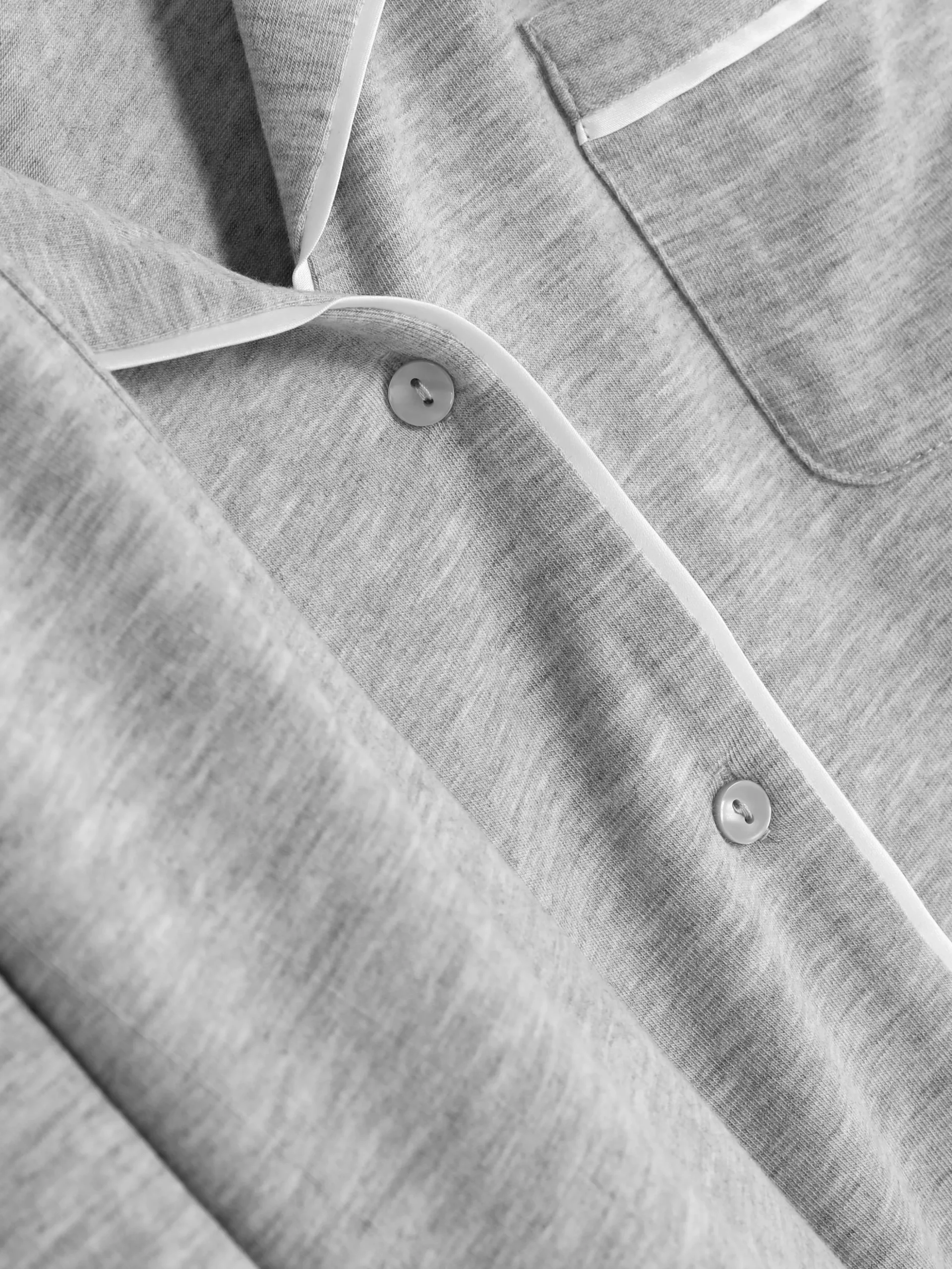 Langer Boyfriend-Schlafanzug