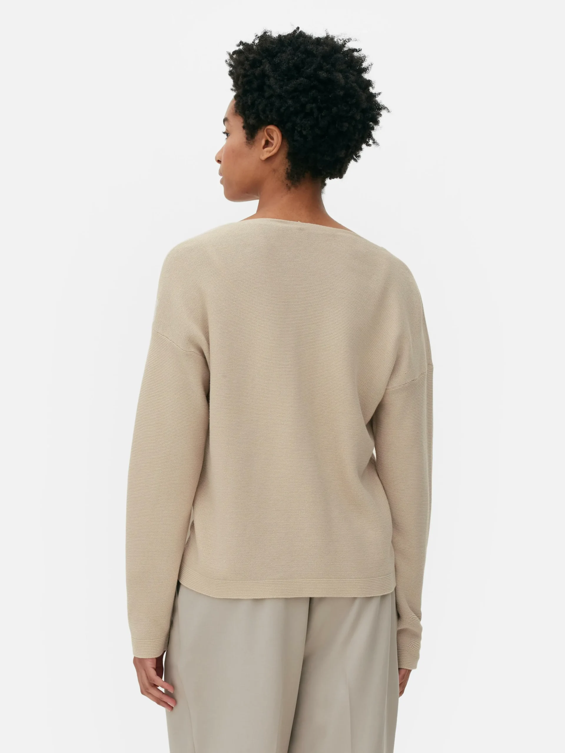 Langärmeliger Pullover Mit U-Boot-Ausschnitt