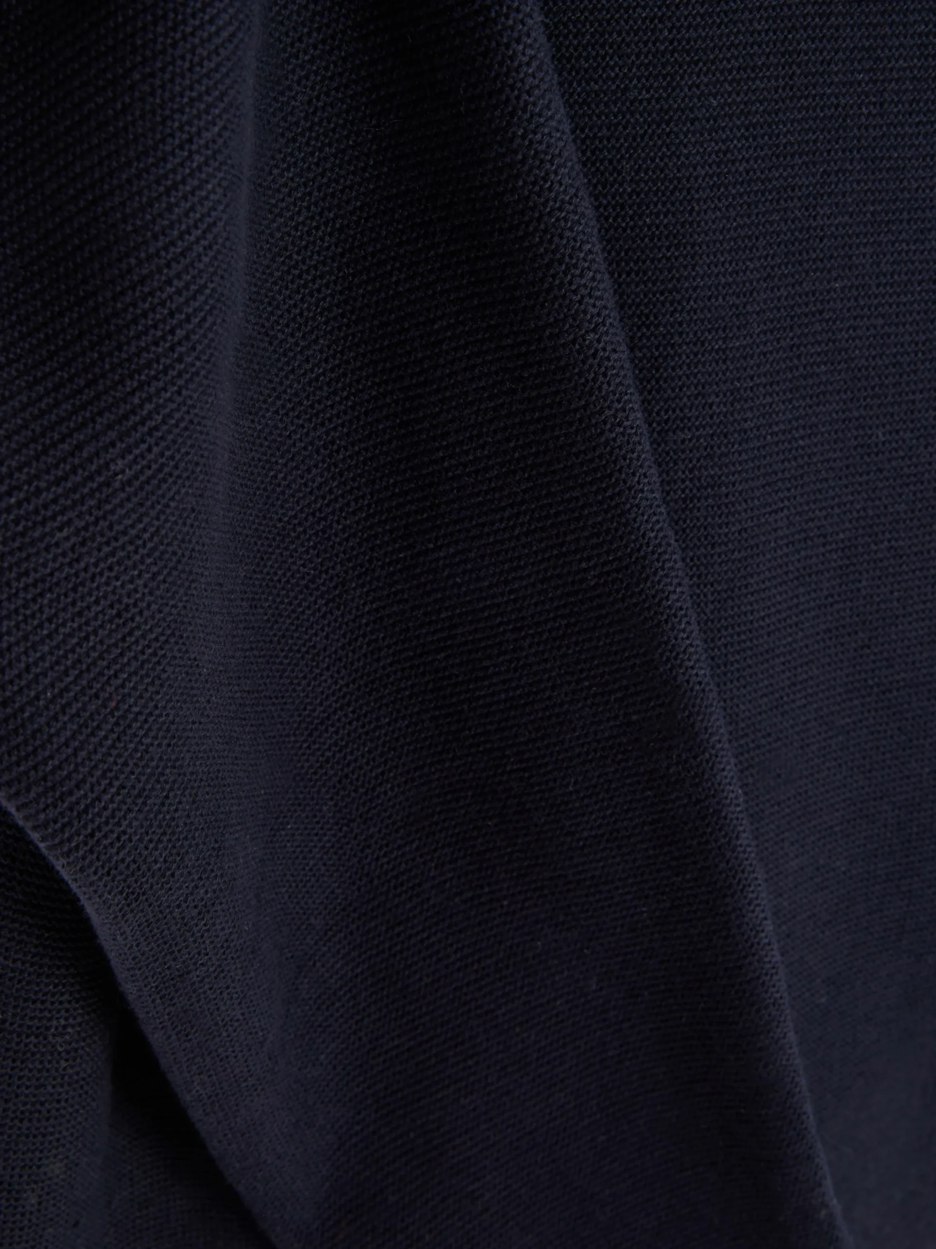 Langärmeliger Pullover Mit U-Boot-Ausschnitt