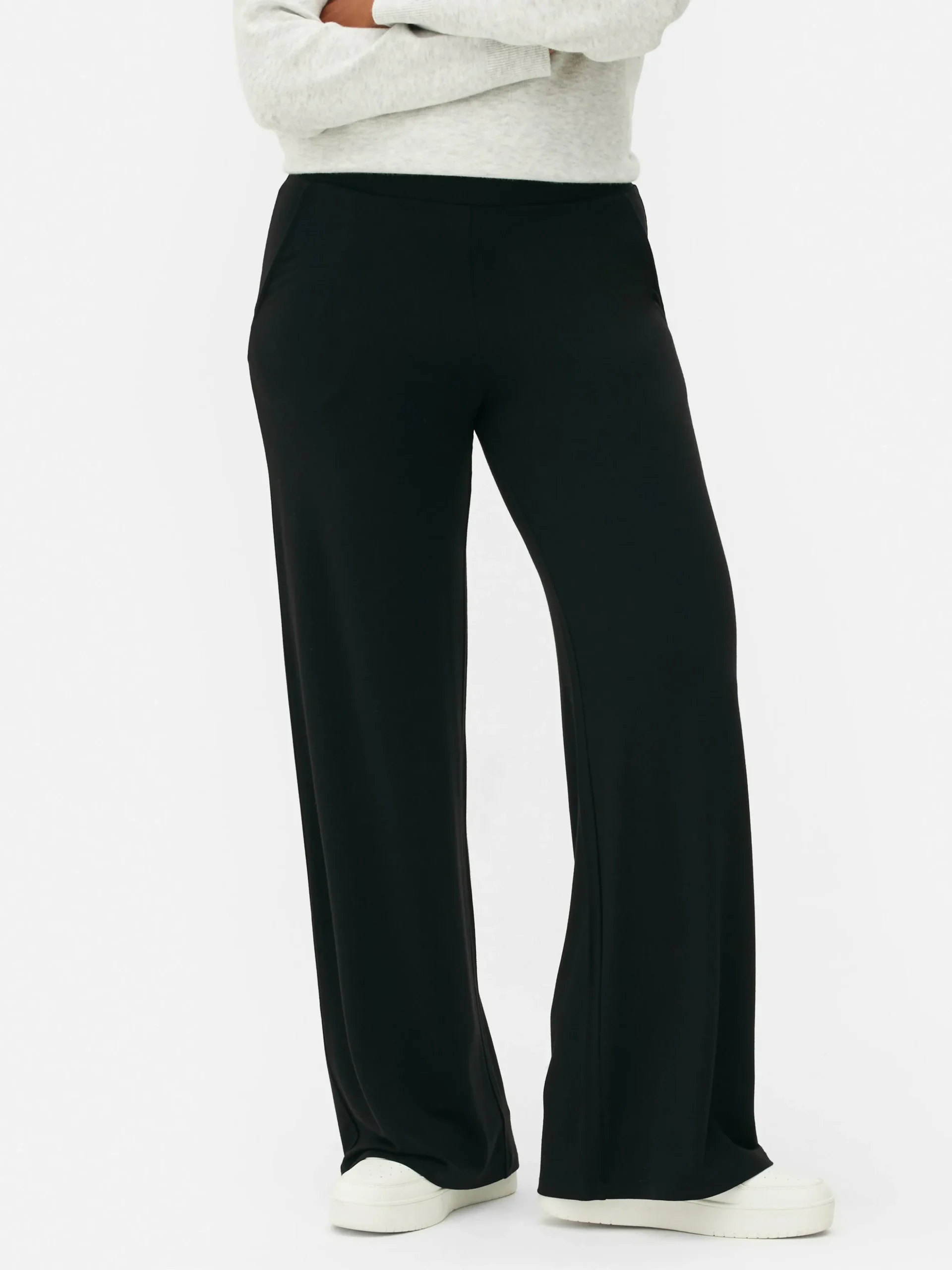 Leggings Mit Weitem Bein