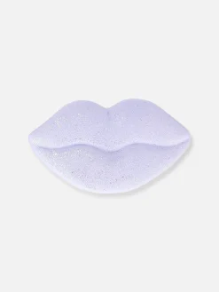 Lippenförmige Badebombe