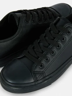 Low-Top-Sneaker Aus Kunstleder