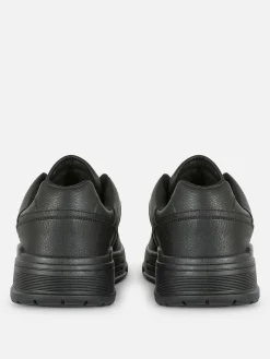 Low-Top-Sneaker Im Skater-Stil