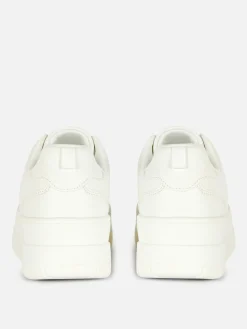 Low-Top-Sneaker Mit Flatform-Sohle