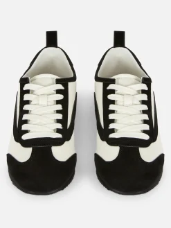 Low-Top-Sneaker Zum Schnüren Mit Plimsoll