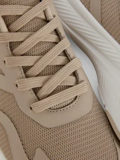 Low-Top-Sneakers Aus Netzstoff