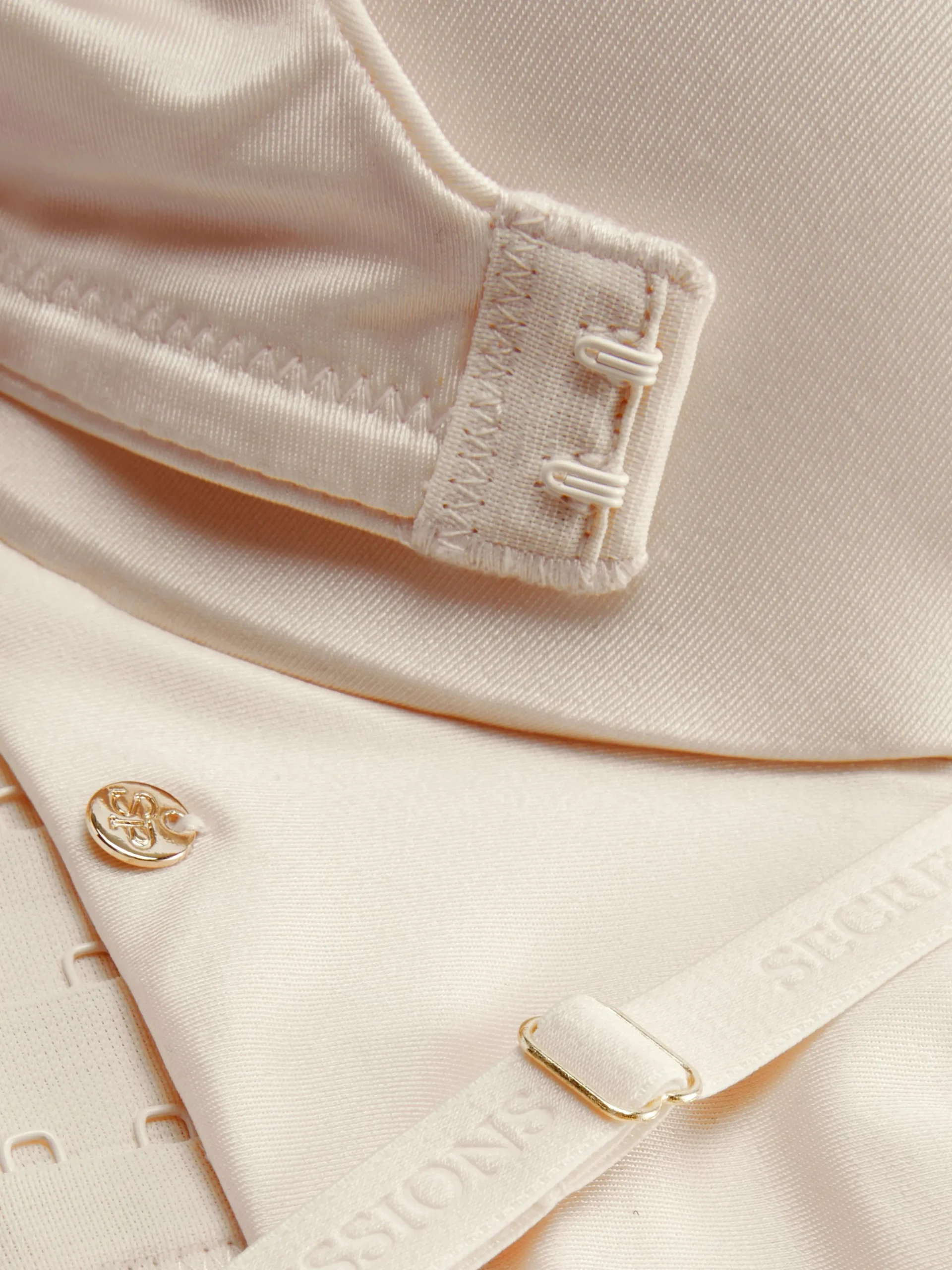 Maximierender T-Shirt-BH Mit Tiefem Dekolleté